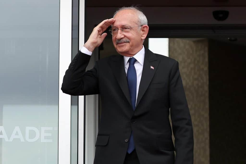 CHP meclis grup toplantısı iptal mi edildi? Kemal Kılıçdaroğlu'ndan milletvekillerine kritik uyarı! - Sayfa 6