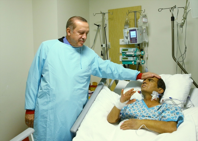 Cumhurbaşkanı, Naim Süleymanoğlu'nu ziyaret etti - Sayfa 1
